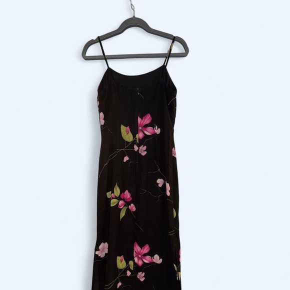 Floral Black Maxi Dress - Picture 5 of 7